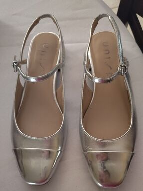 Unisa Silver Slingback Square-Toe Flats